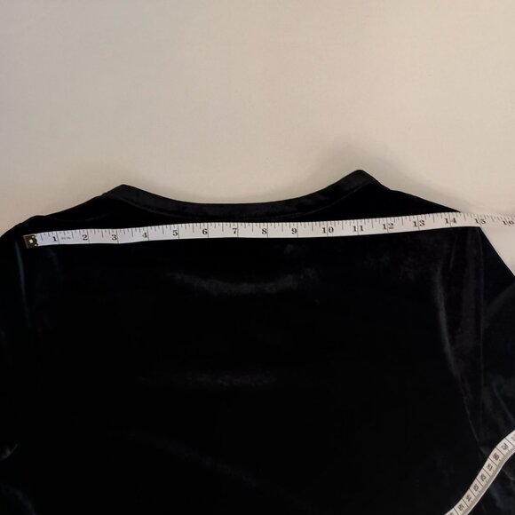 INC International Concepts Black Velvet V-Neck Long Sleeve Top Womens Size M NWT - Picture 10 of 16